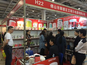 長沙百貨展上的小商品藝術 日用百貨的創意集結